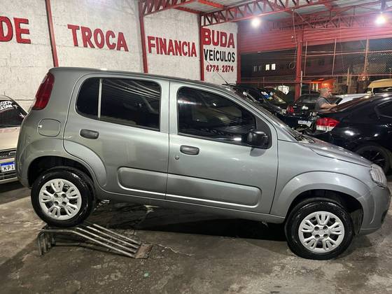 FIAT UNO 1.0 EVO VIVACE 8V FLEX 4P MANUAL
